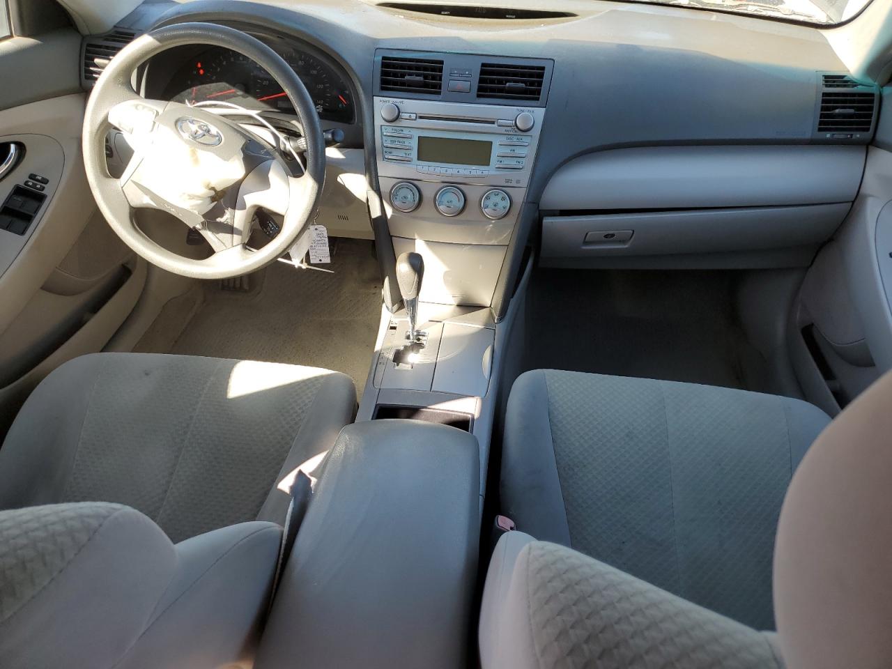 2009 TOYOTA CAMRY BASE photo 8