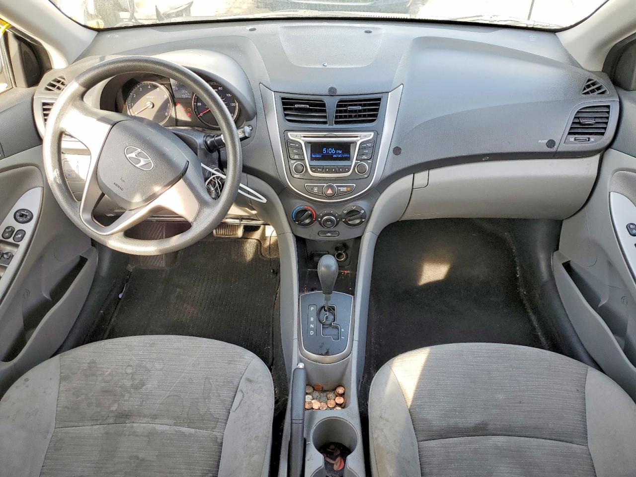2015 HYUNDAI ACCENT GLS photo 22