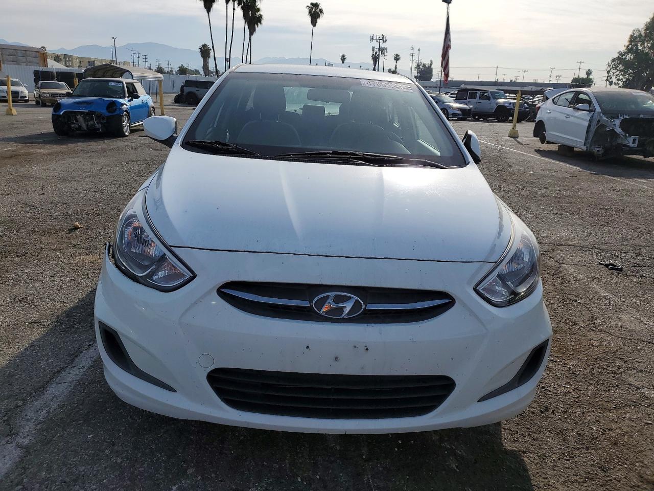 2015 HYUNDAI ACCENT GLS photo 13