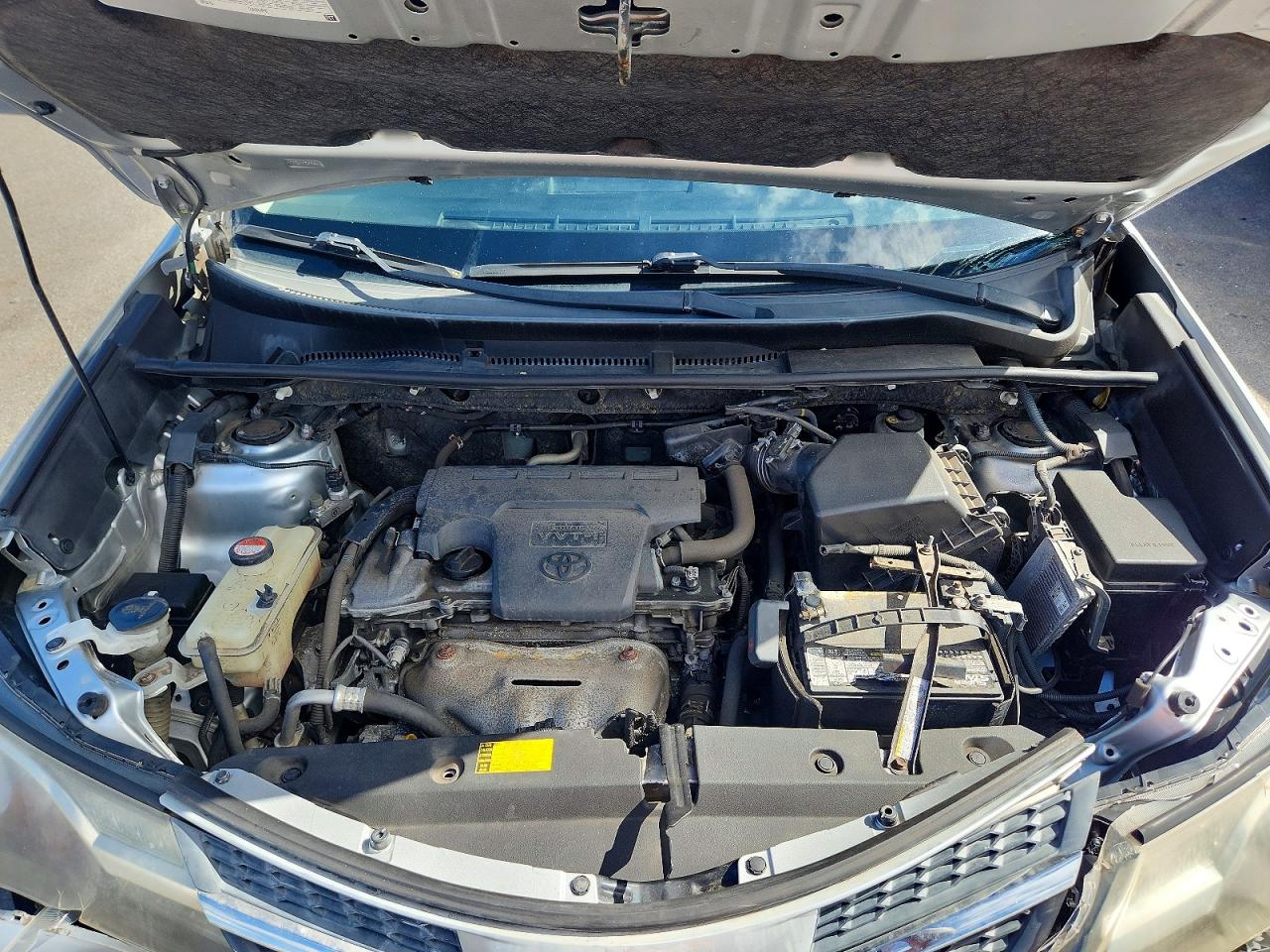 2014 TOYOTA RAV4 LE photo 21