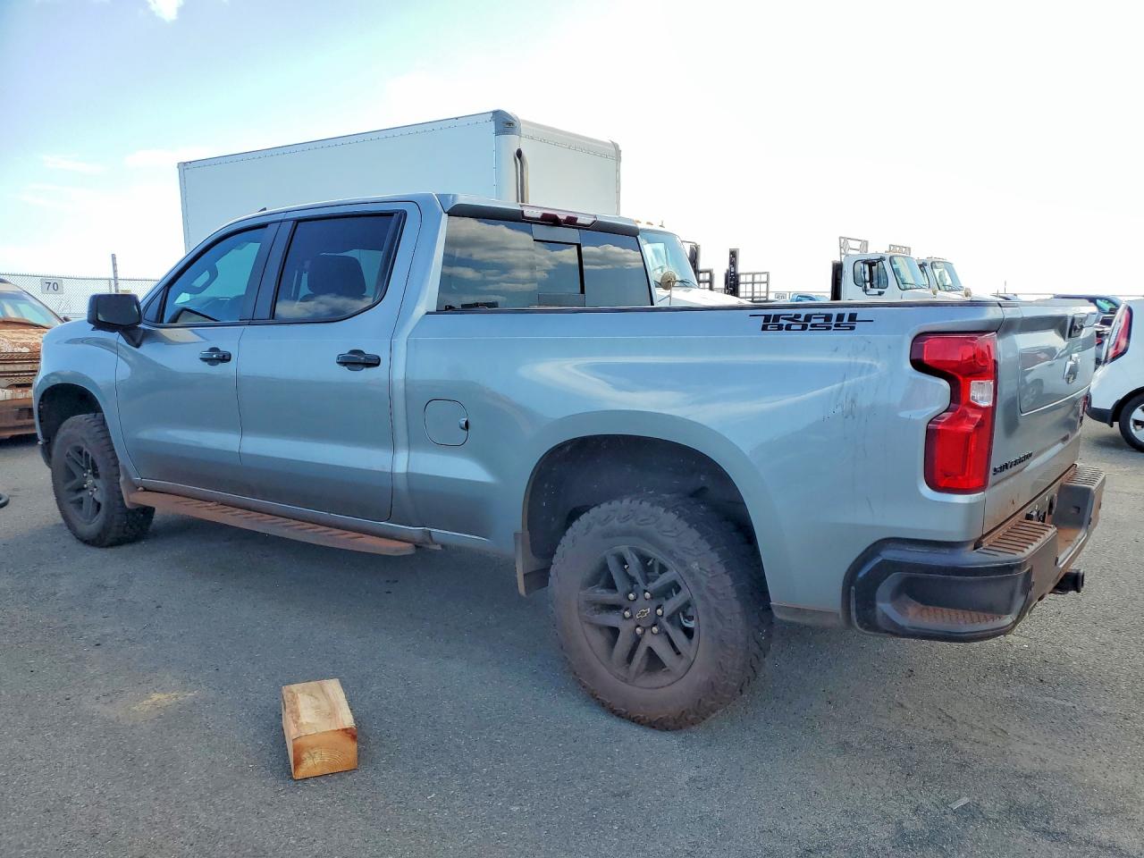 2025 CHEVROLET SILVERADO K1500 LT TRAIL BOSS photo 3