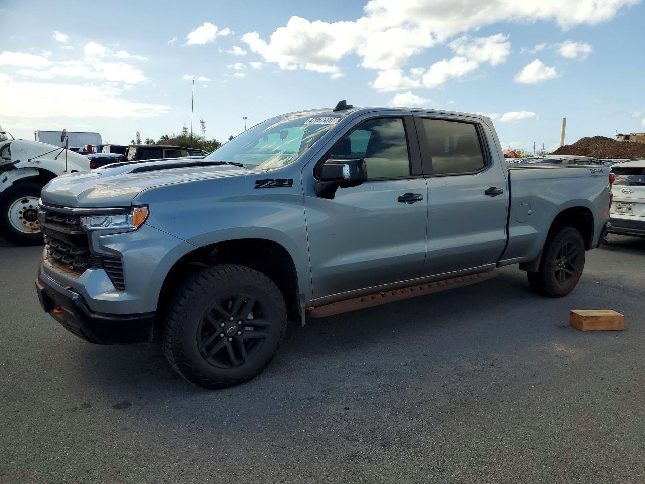 2025 CHEVROLET SILVERADO