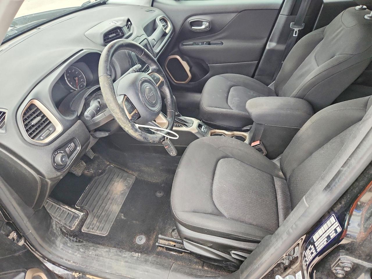 2017 JEEP RENEGADE LATITUDE photo 7