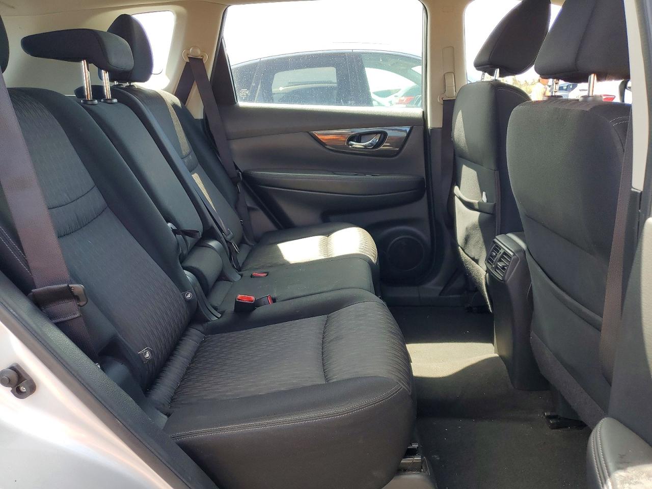 2017 NISSAN ROGUE S photo 11