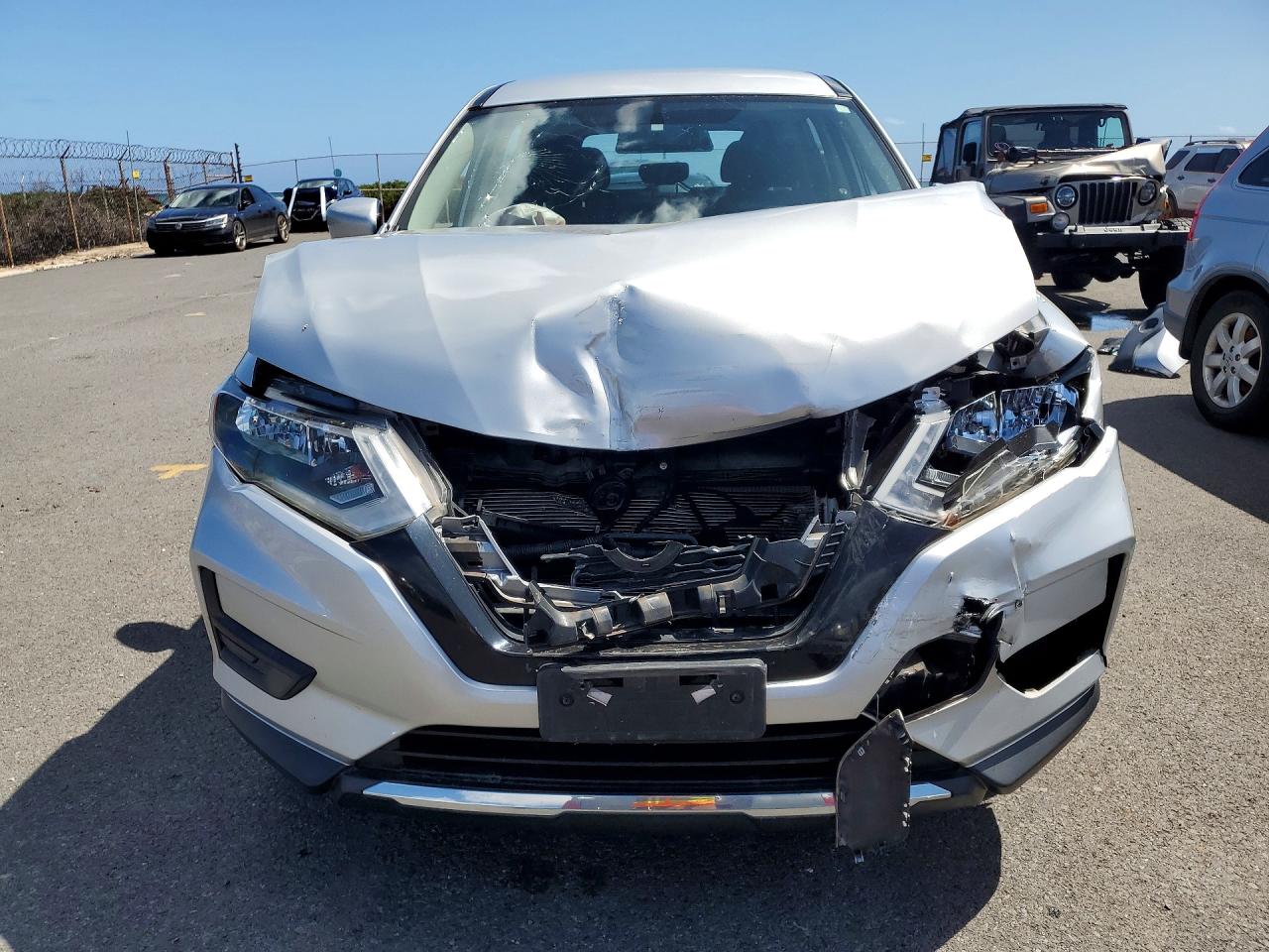 2017 NISSAN ROGUE S photo 5