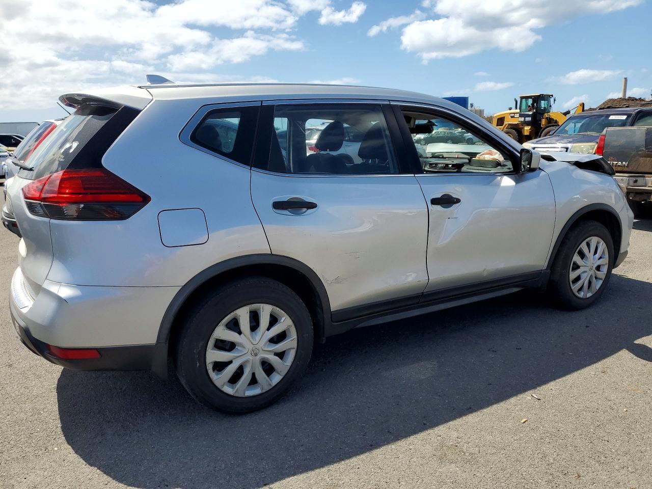 2017 NISSAN ROGUE S photo 3