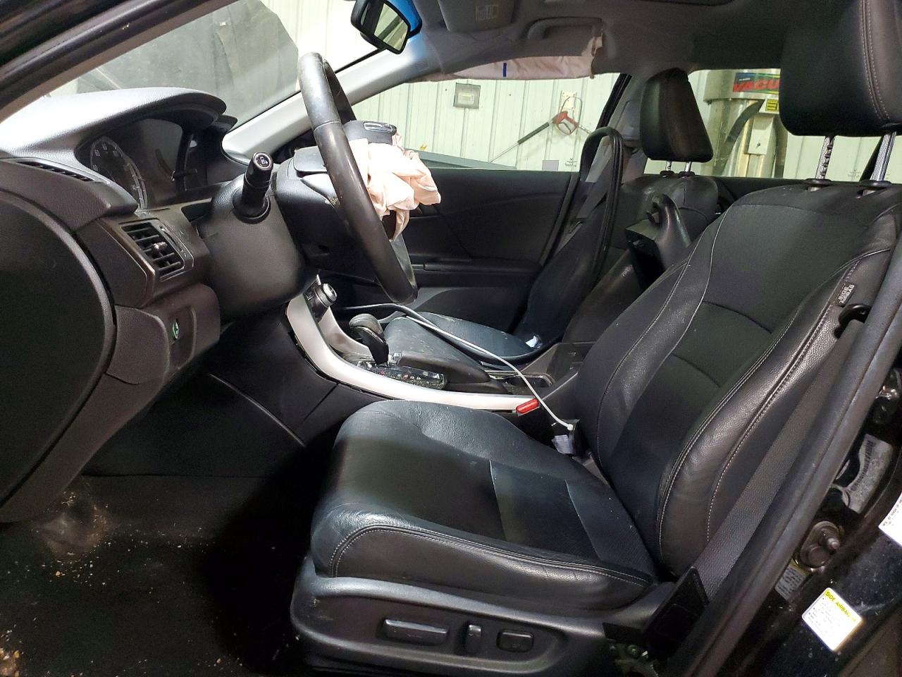 2013 HONDA ACCORD TOURING photo 13