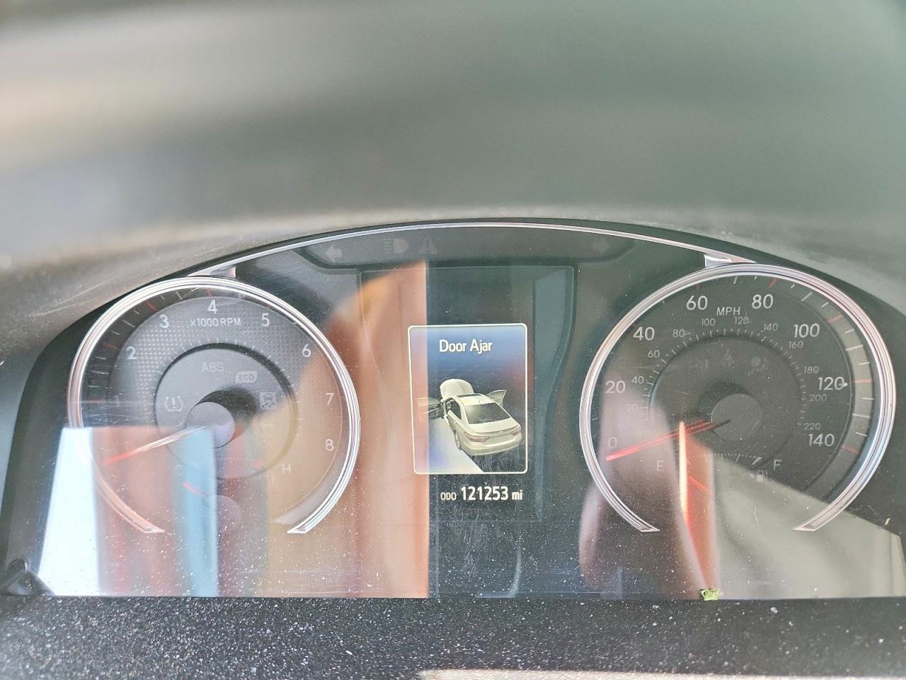 2017 TOYOTA CAMRY SE photo 17
