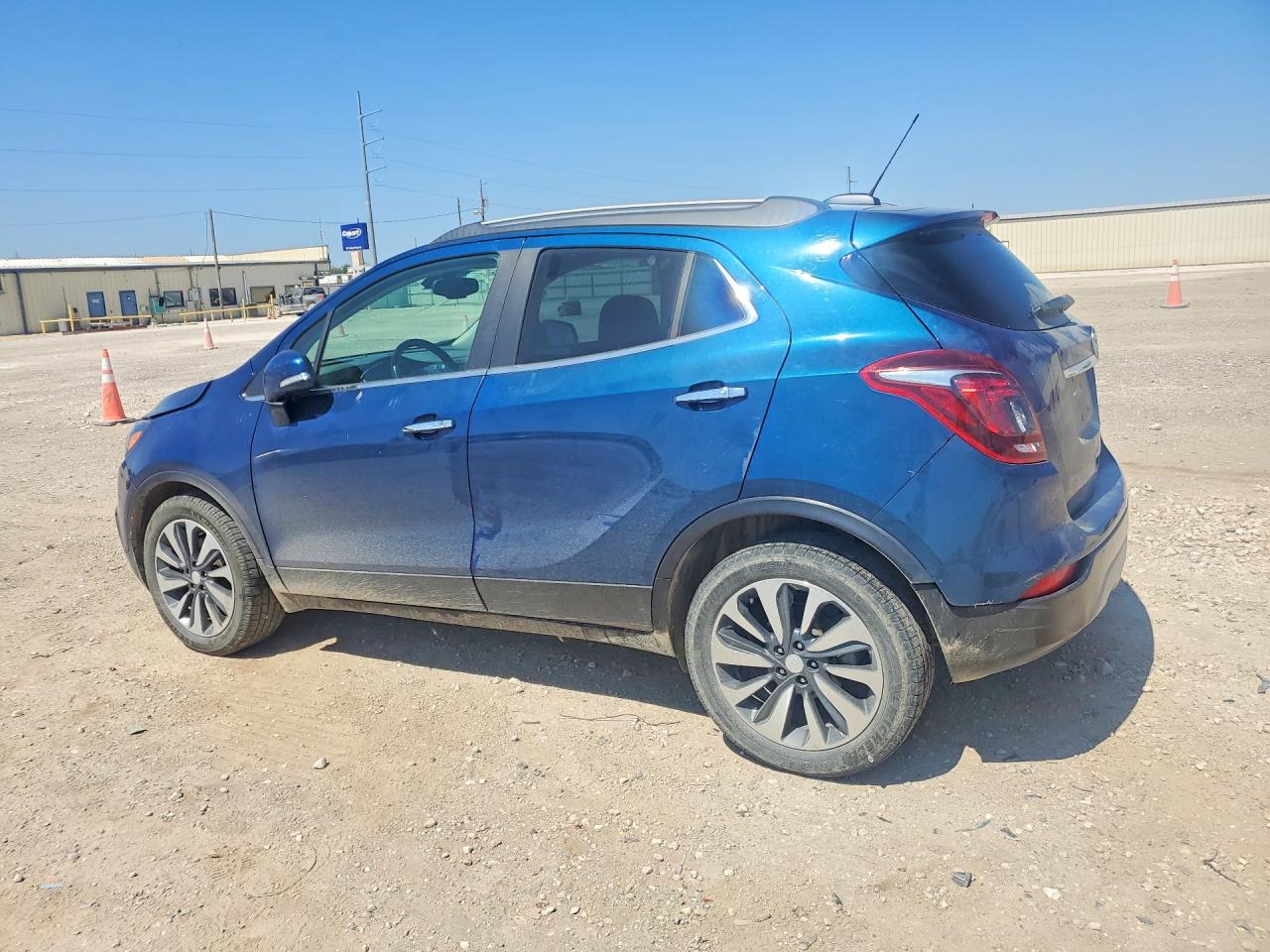 2019 BUICK ENCORE ESSENCE photo 3