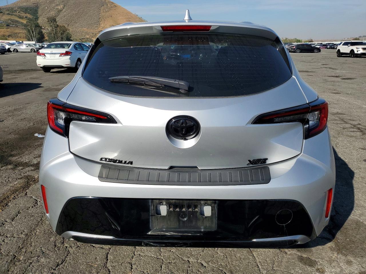 2024 TOYOTA COROLLA XSE photo 6