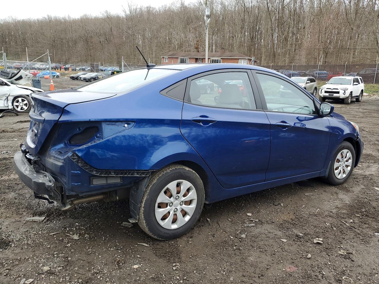 2016 HYUNDAI ACCENT SE photo 5