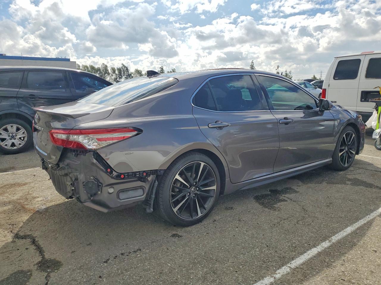 2018 TOYOTA CAMRY XSE V6 photo 7