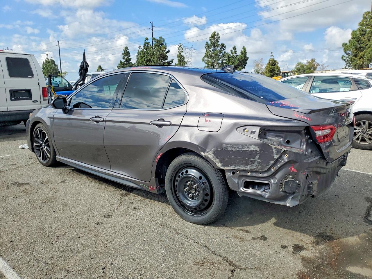 2018 TOYOTA CAMRY XSE V6 photo 4
