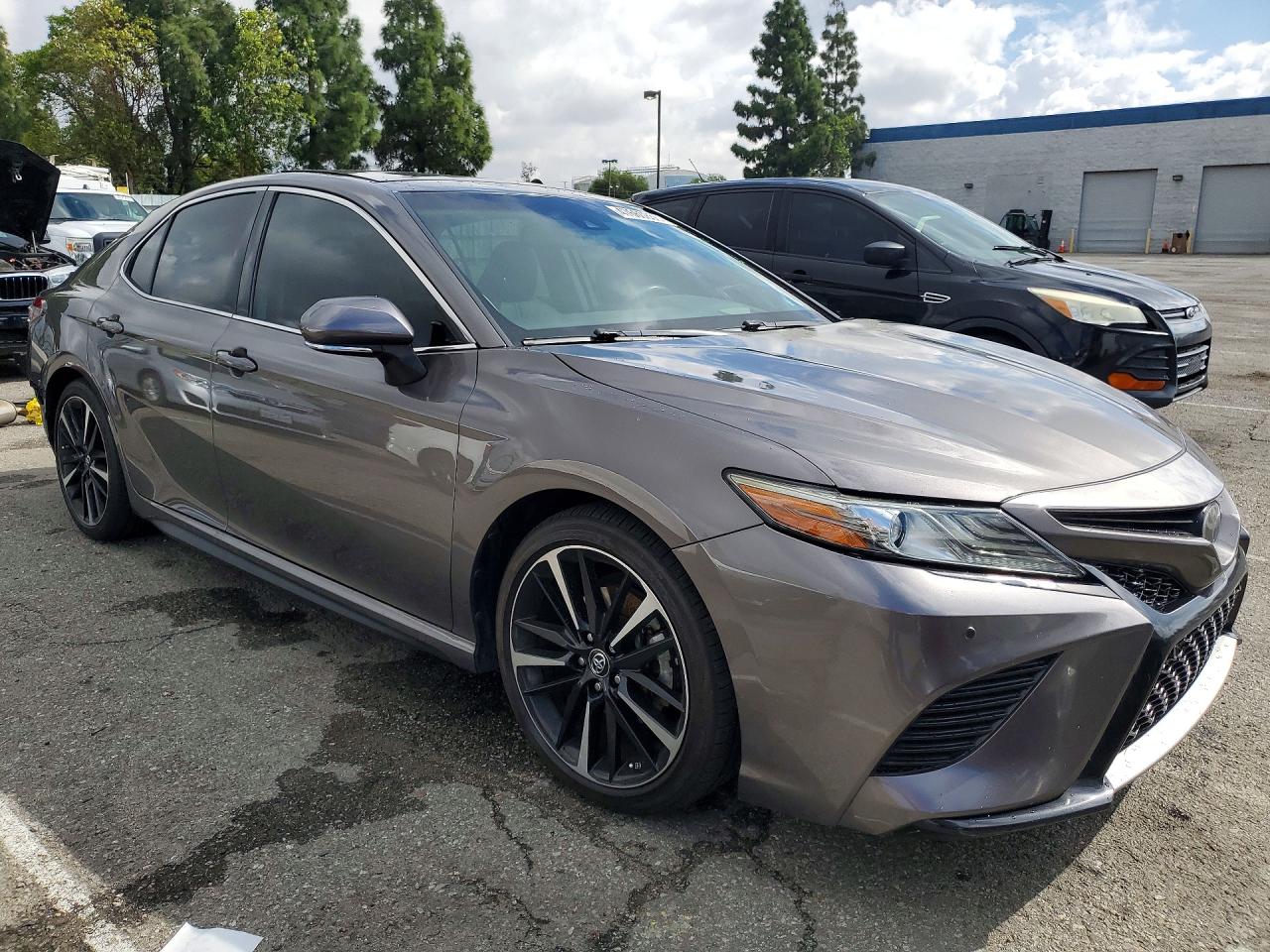 2018 TOYOTA CAMRY XSE V6 photo 10
