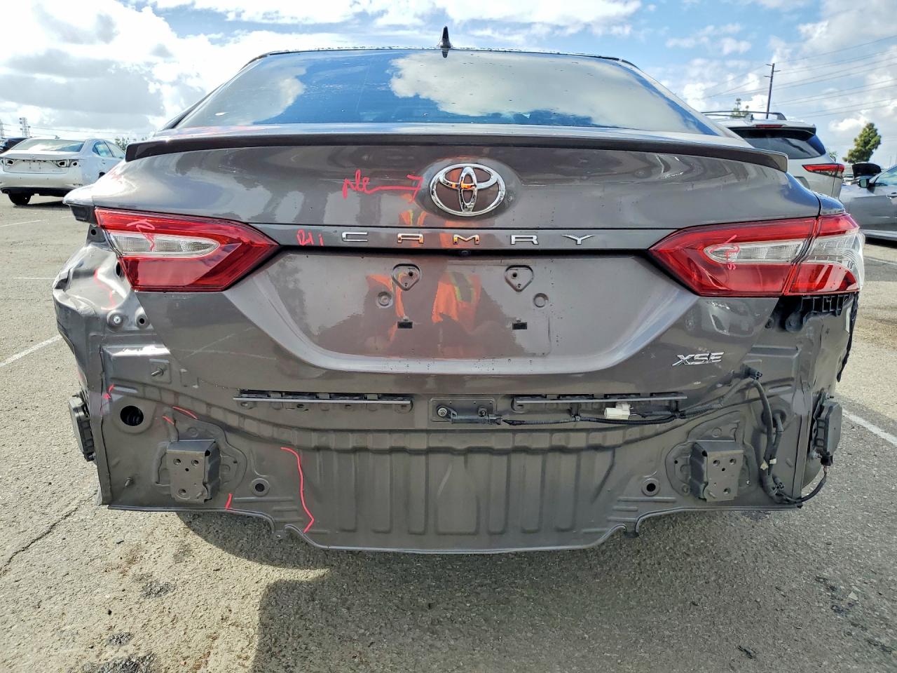 2018 TOYOTA CAMRY XSE V6 photo 16
