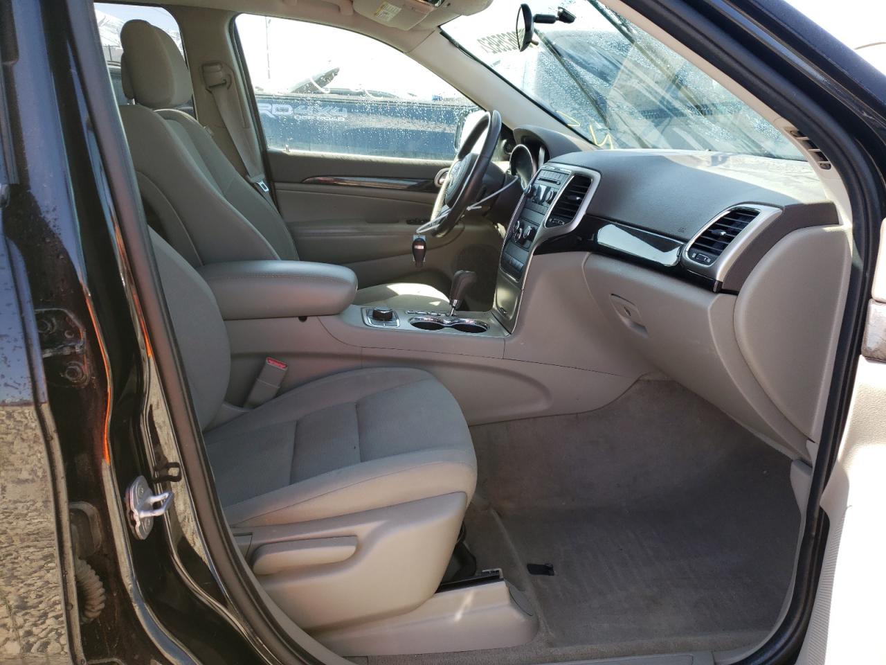 2011 JEEP GRAND CHEROKEE LAREDO photo 9