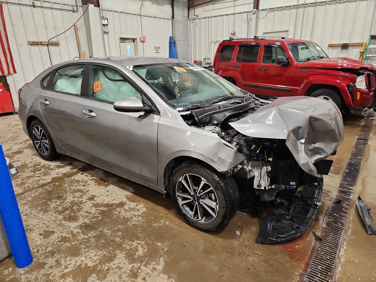 2023 KIA FORTE LXS photo 10
