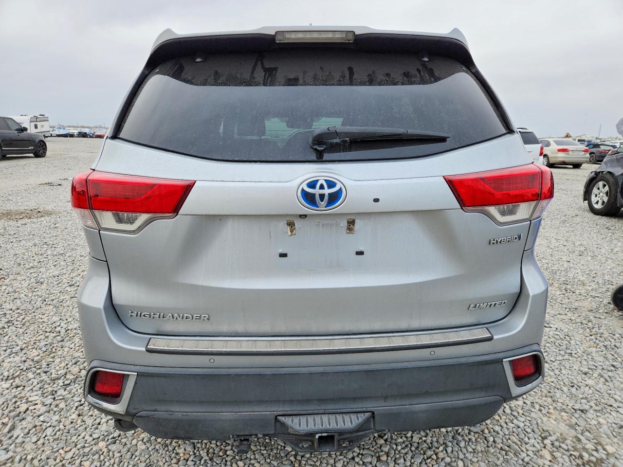 2017 TOYOTA HIGHLANDER HYBRID LIMITED PLATINUM photo 16