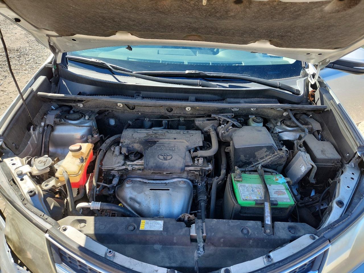 2015 TOYOTA RAV4 XLE photo 21