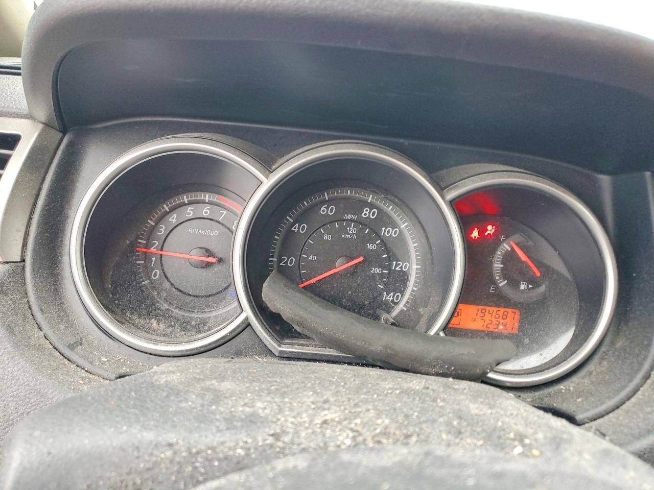 2011 NISSAN VERSA 1.8 S photo 17
