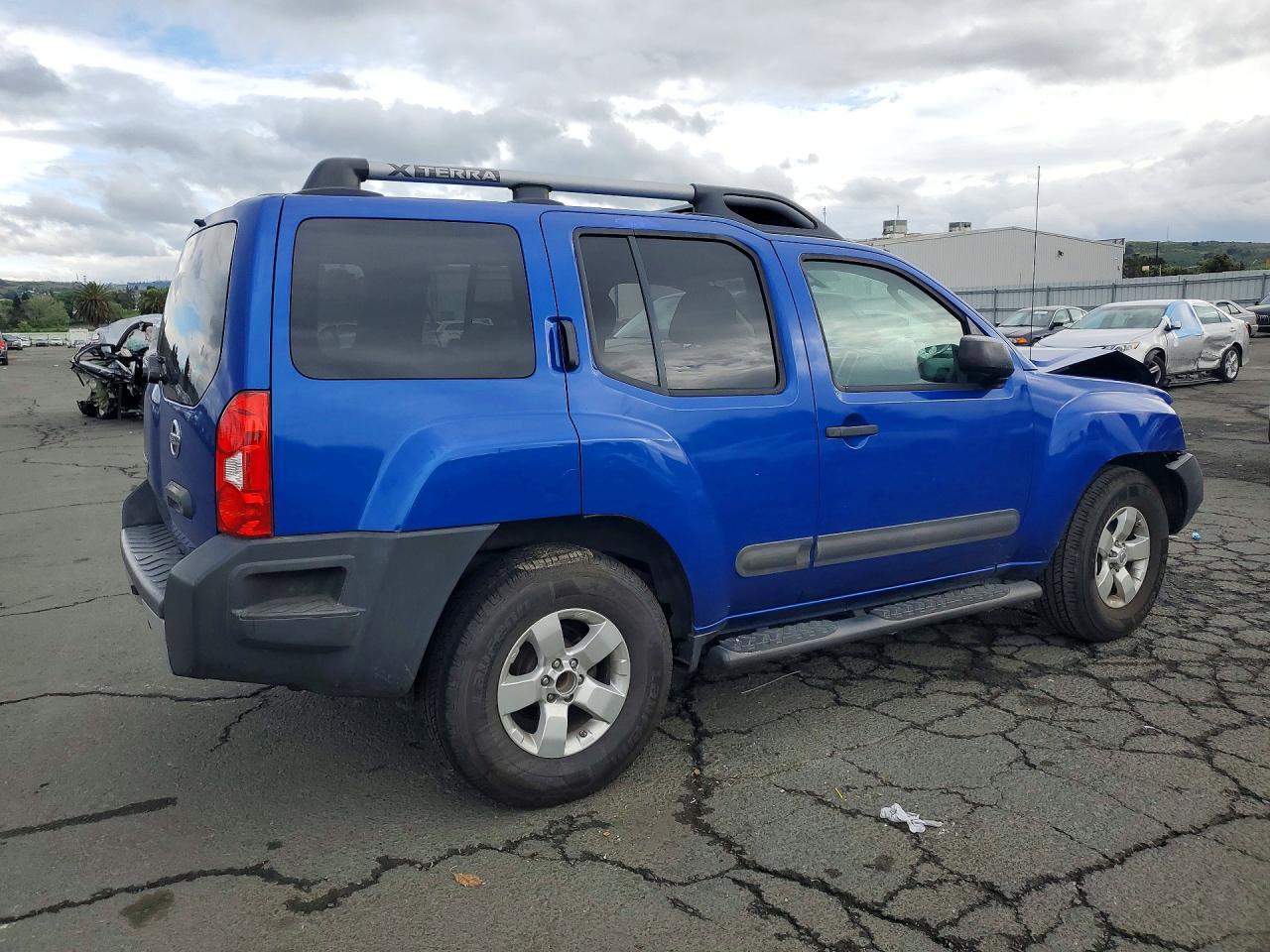 2012 NISSAN XTERRA X photo 7