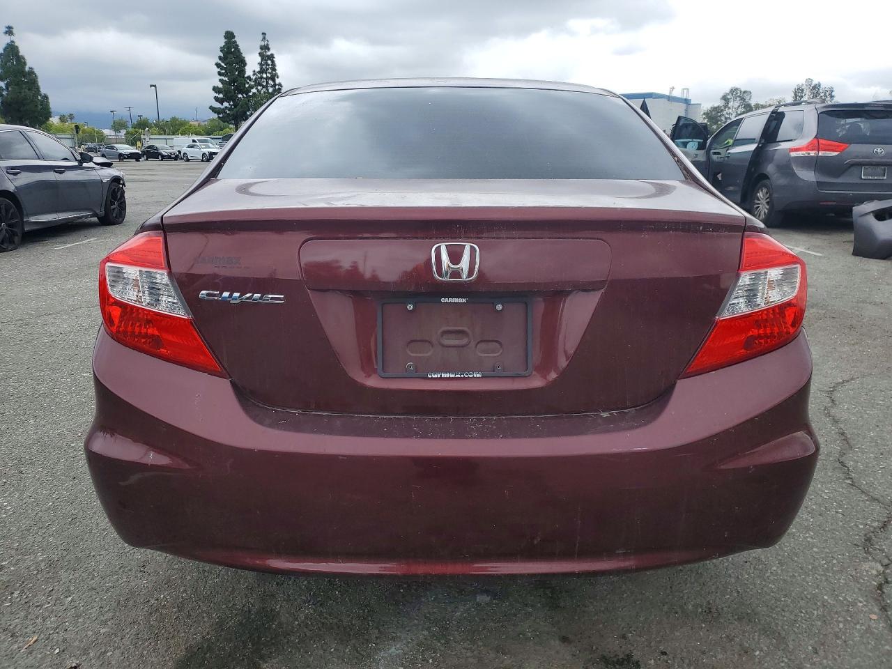 2012 HONDA CIVIC LX photo 6