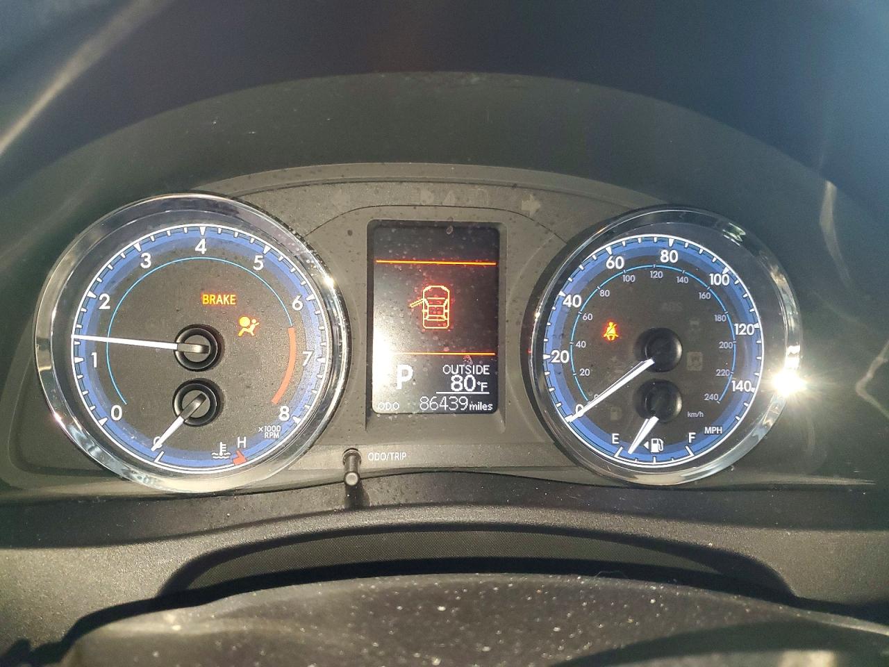 2019 TOYOTA COROLLA LE photo 17