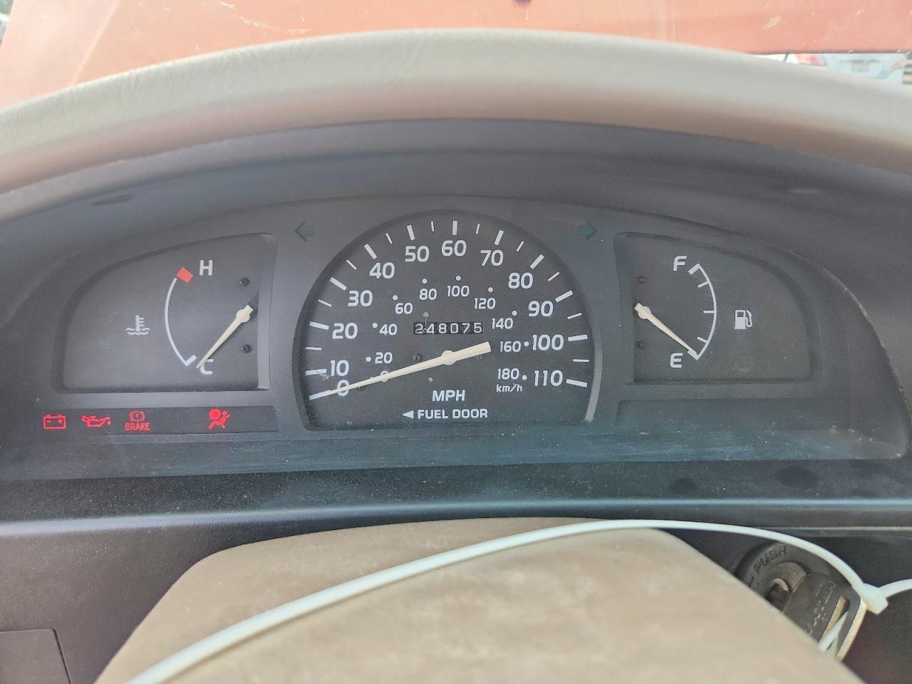 2004 TOYOTA TACOMA BASE photo 25