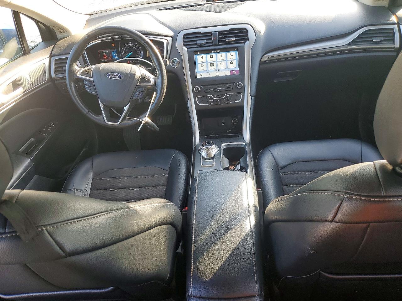 2017 FORD FUSION SE photo 15