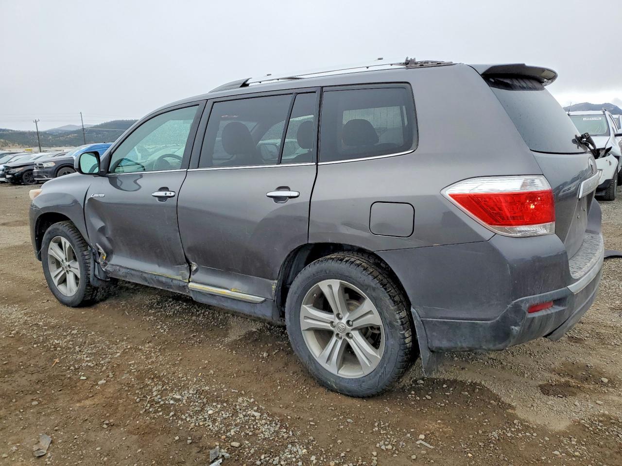 2011 TOYOTA HIGHLANDER LIMITED photo 2