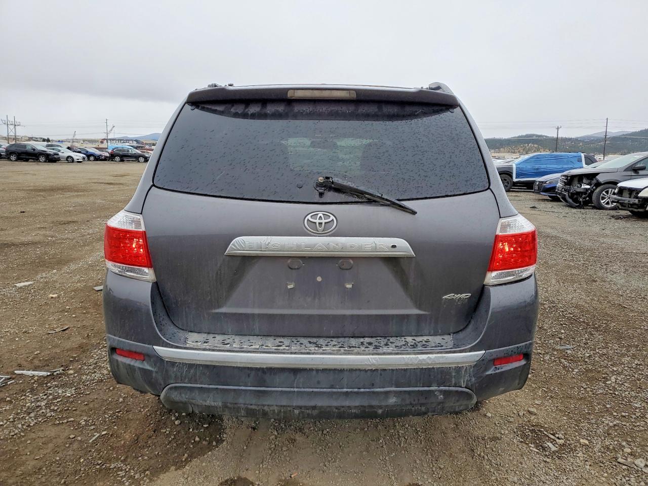 2011 TOYOTA HIGHLANDER LIMITED photo 6