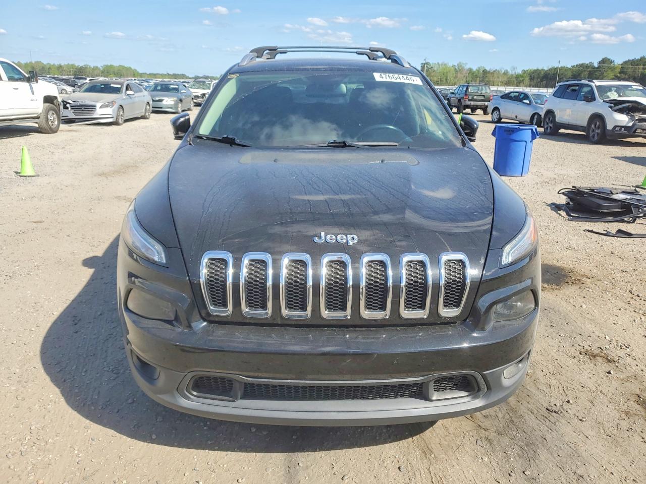 2017 JEEP CHEROKEE LATITUDE photo 9
