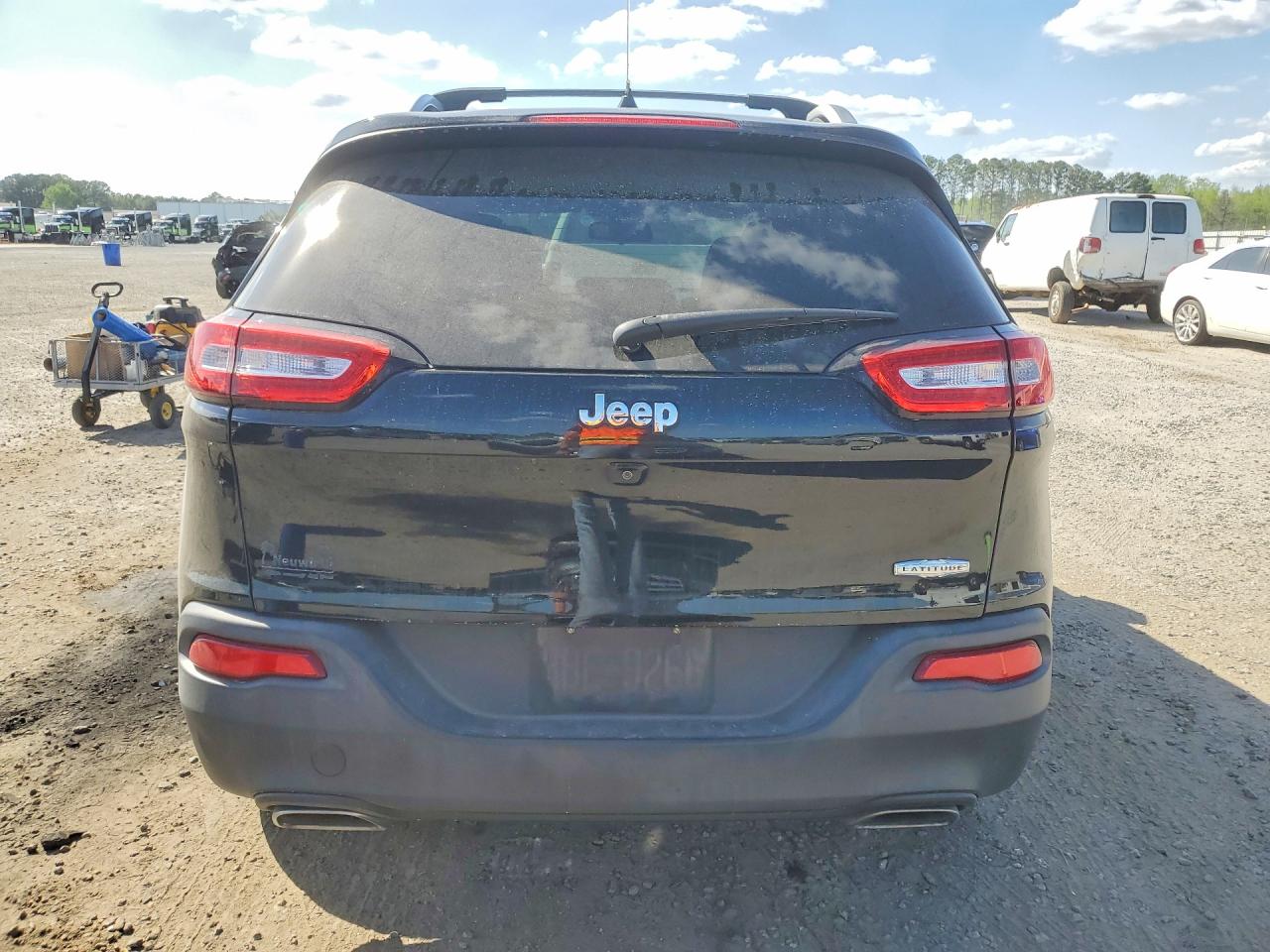 2017 JEEP CHEROKEE LATITUDE photo 11