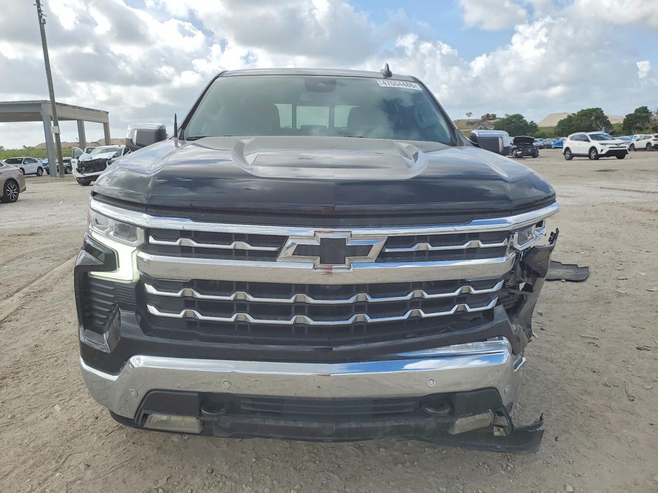 2024 CHEVROLET SILVERADO C1500 LTZ photo 9