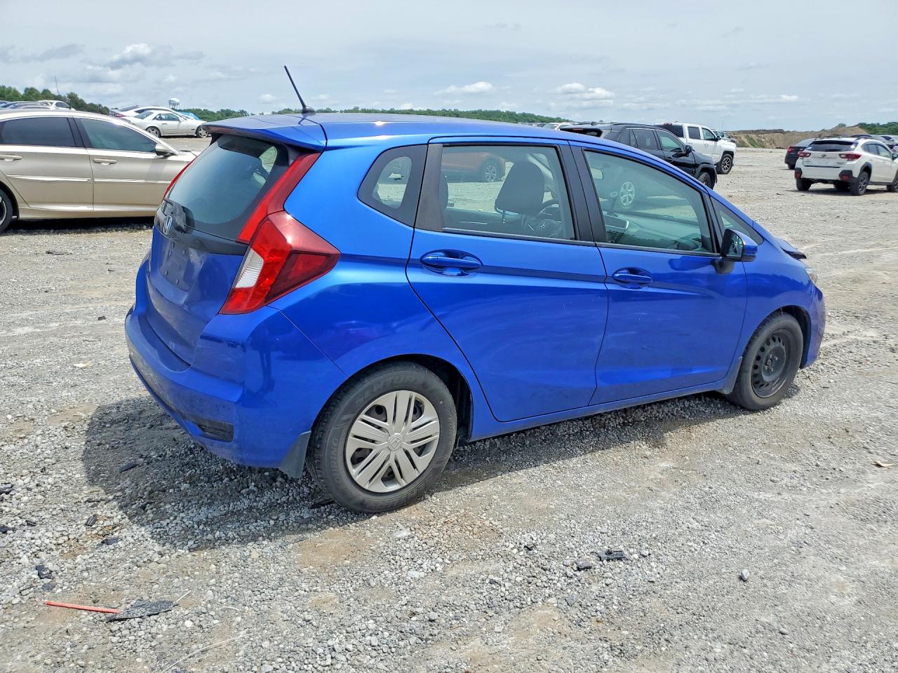 2019 HONDA FIT photo 3