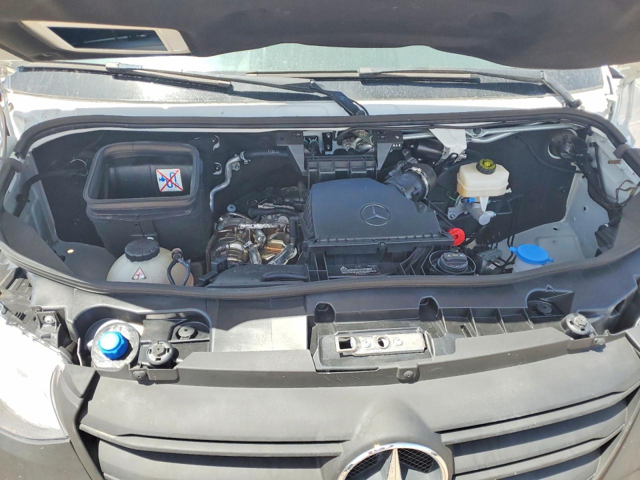 2024 MERCEDES-BENZ SPRINTER 2500 photo 7