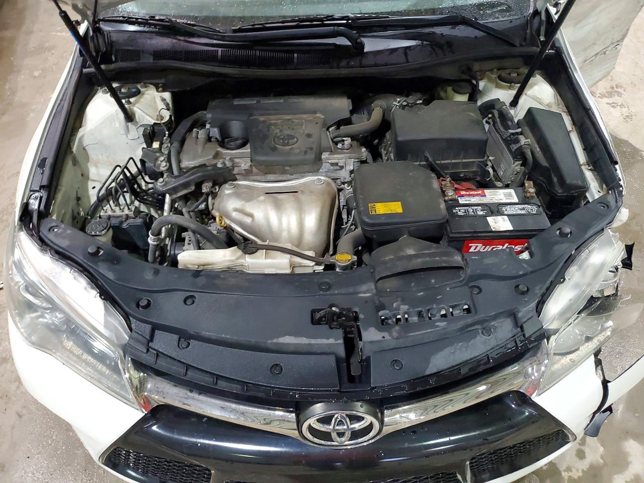2015 TOYOTA CAMRY XSE photo 21