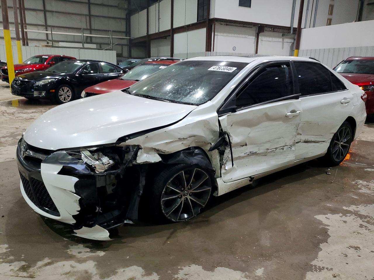 2015 TOYOTA CAMRY