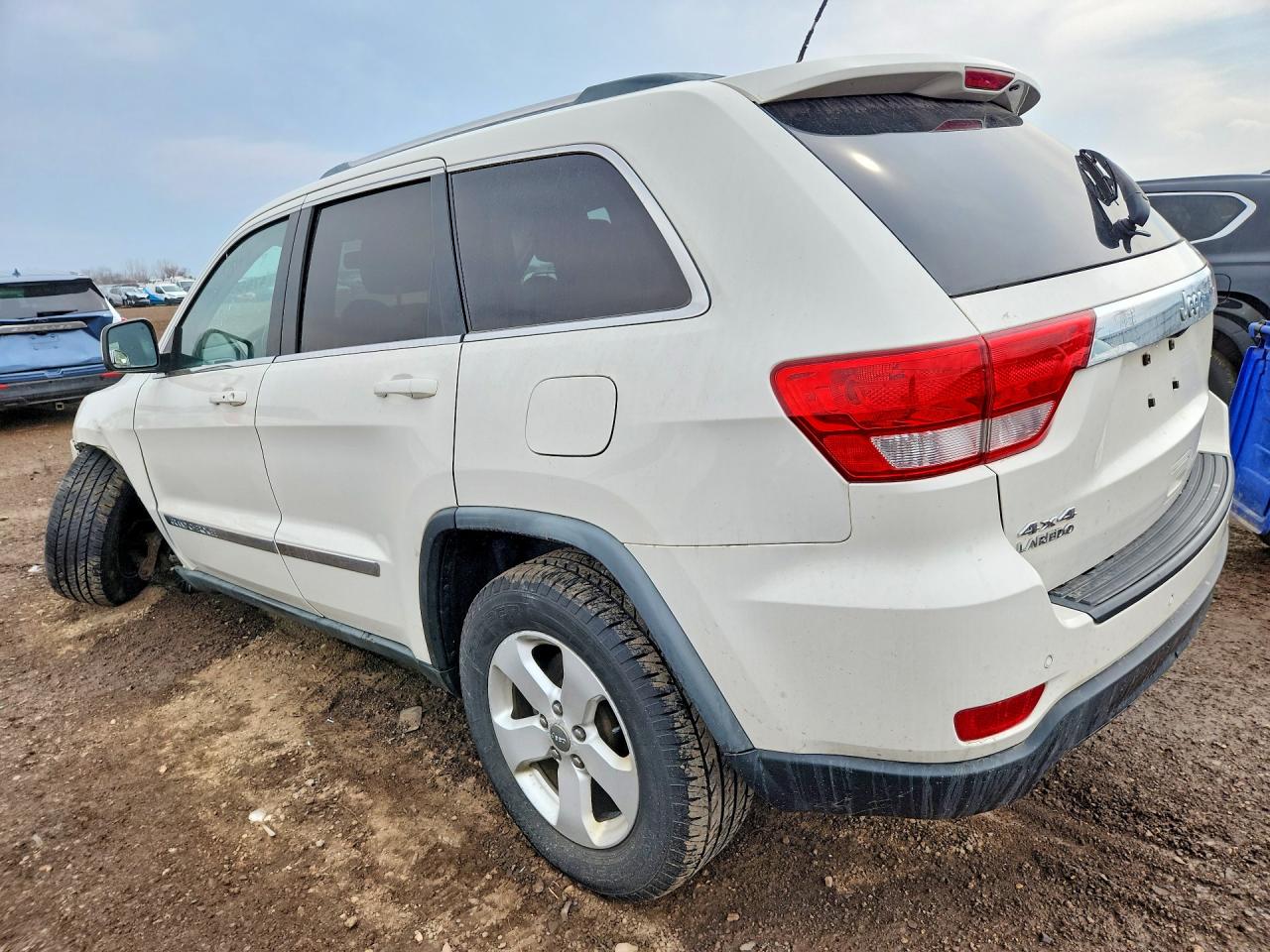 2012 JEEP GRAND CHEROKEE LAREDO photo 2