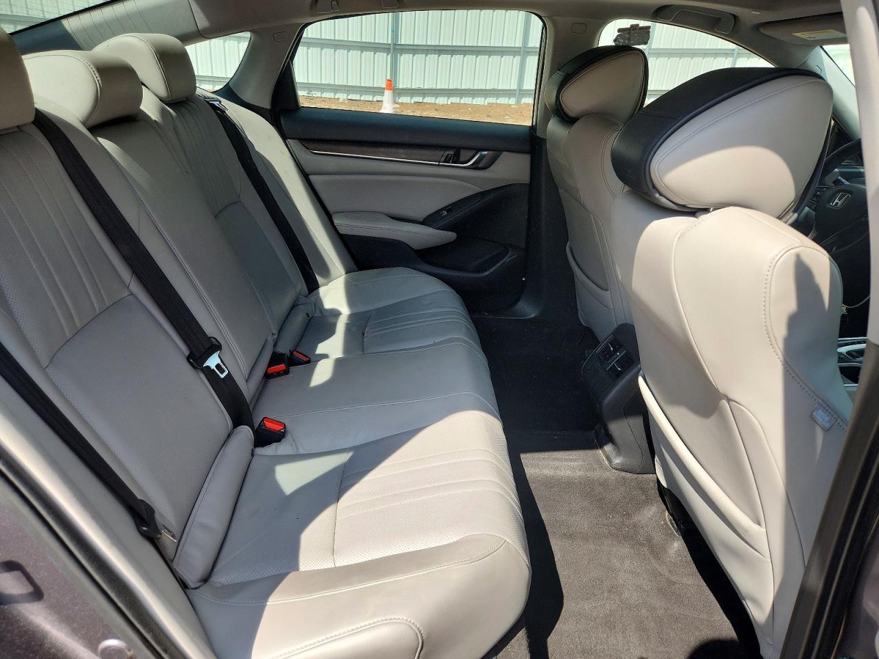 2018 HONDA ACCORD EXL photo 19