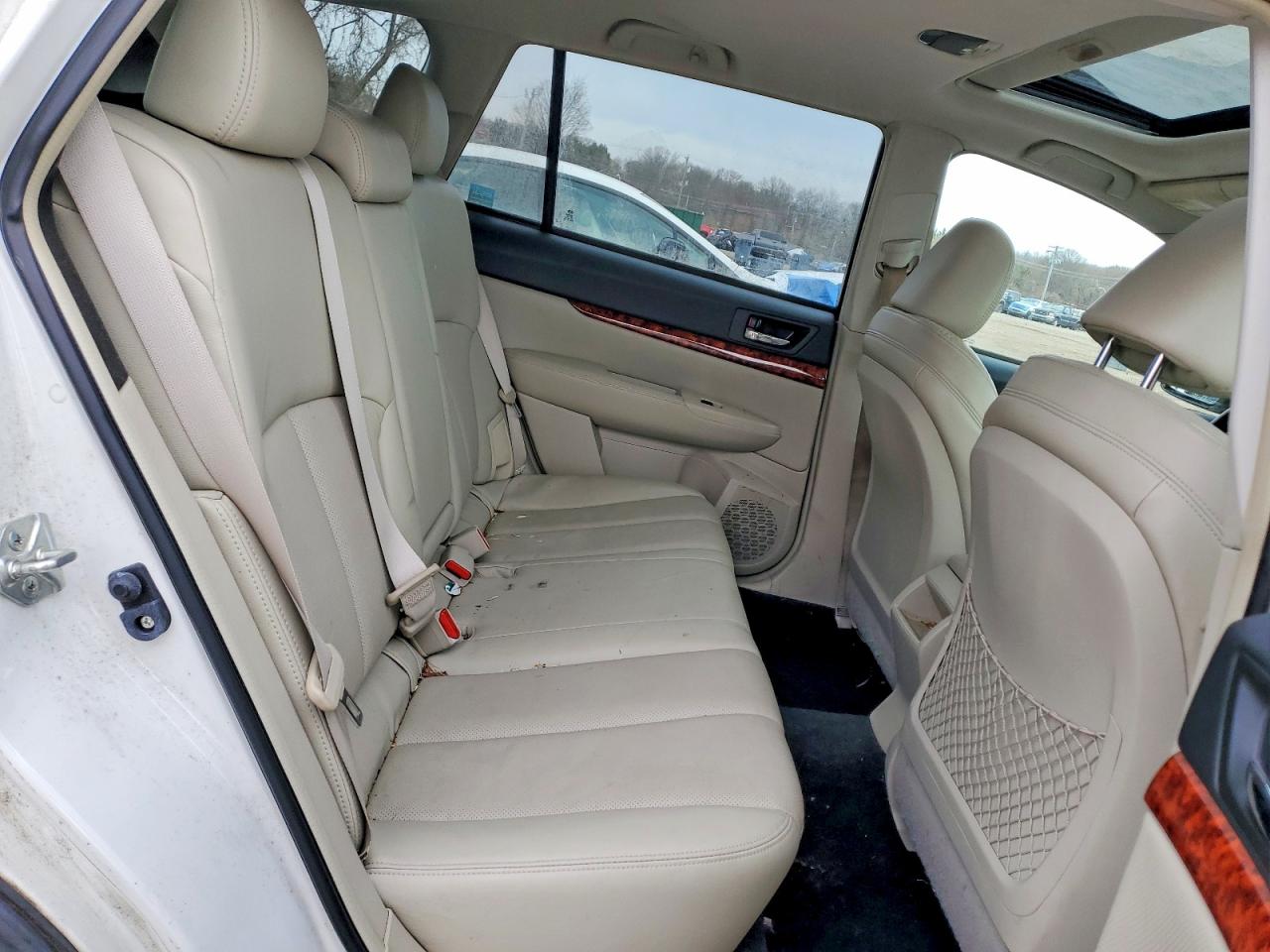 2010 SUBARU OUTBACK 2.5I LIMITED photo 21