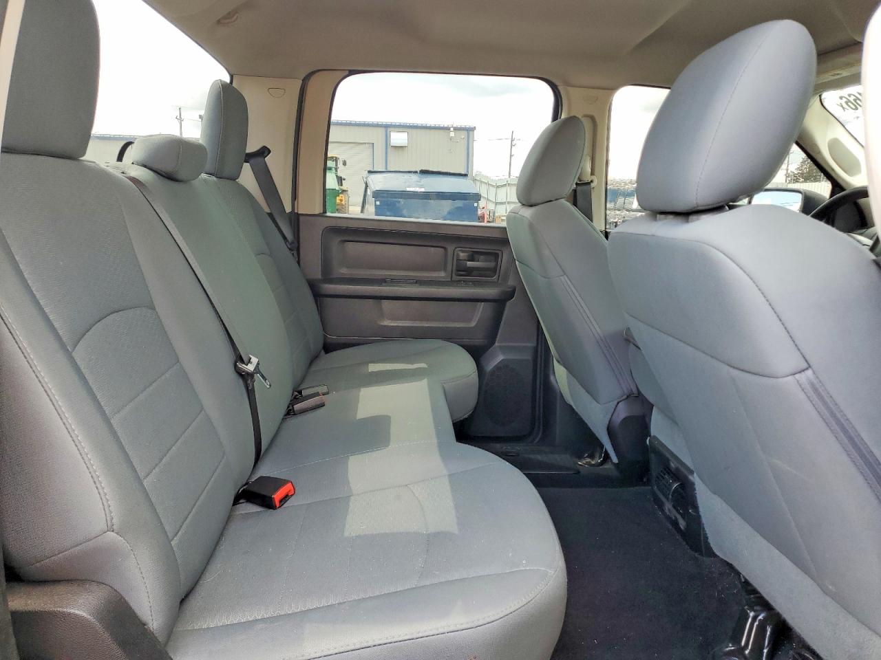 2017 RAM 1500 ST photo 28
