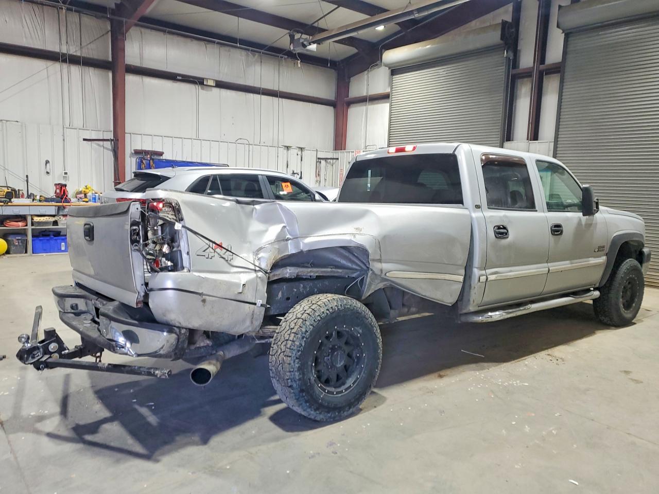 2006 CHEVROLET SILVERADO K3500 photo 3