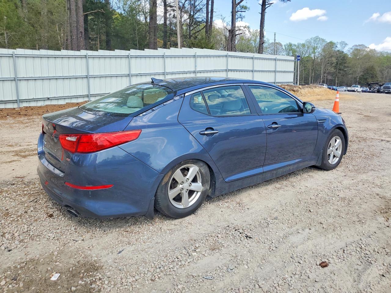 2015 KIA OPTIMA LX photo 5