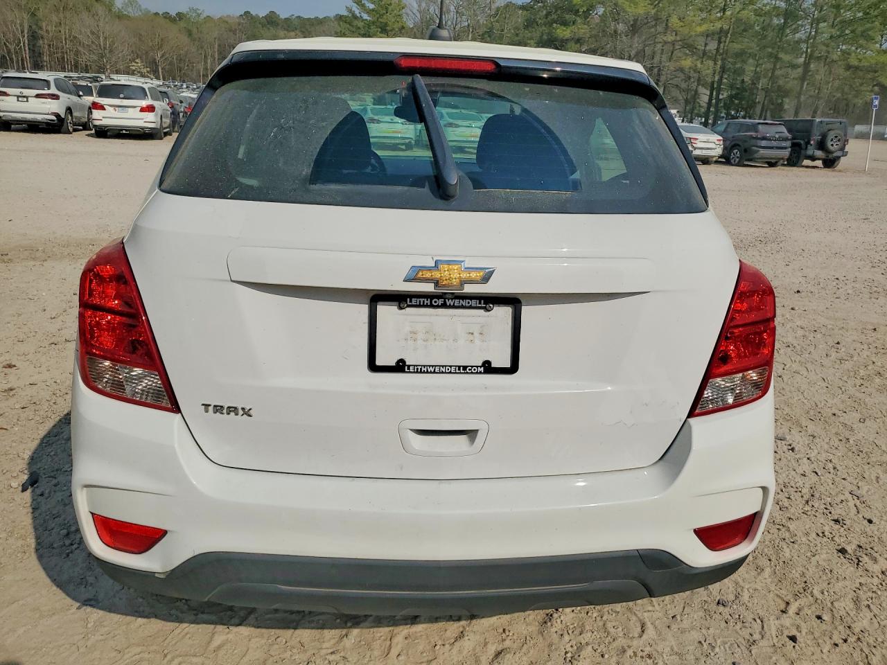2019 CHEVROLET TRAX LS photo 11