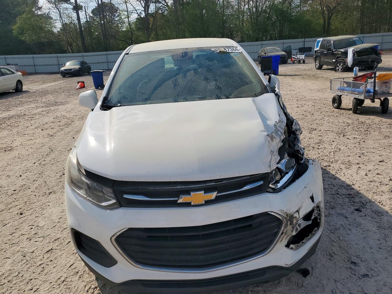 2019 CHEVROLET TRAX LS photo 9
