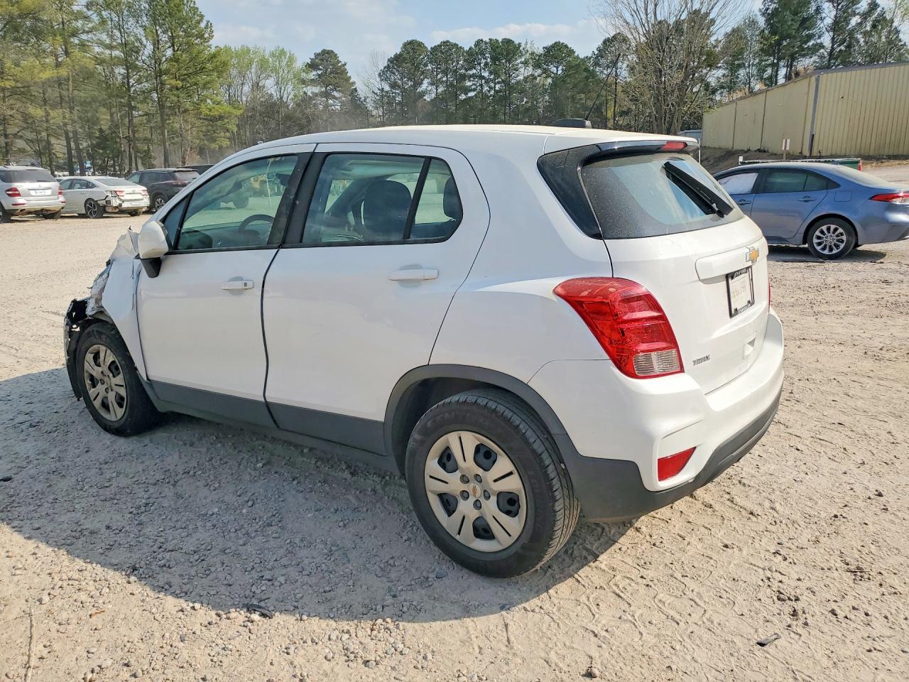 2019 CHEVROLET TRAX LS photo 3