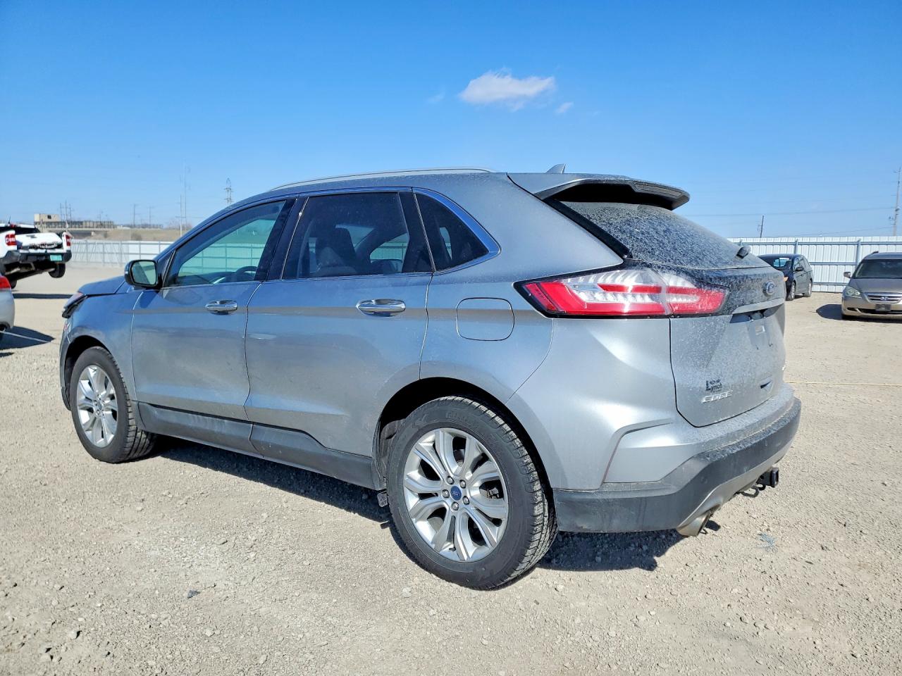 2020 FORD EDGE TITANIUM photo 2