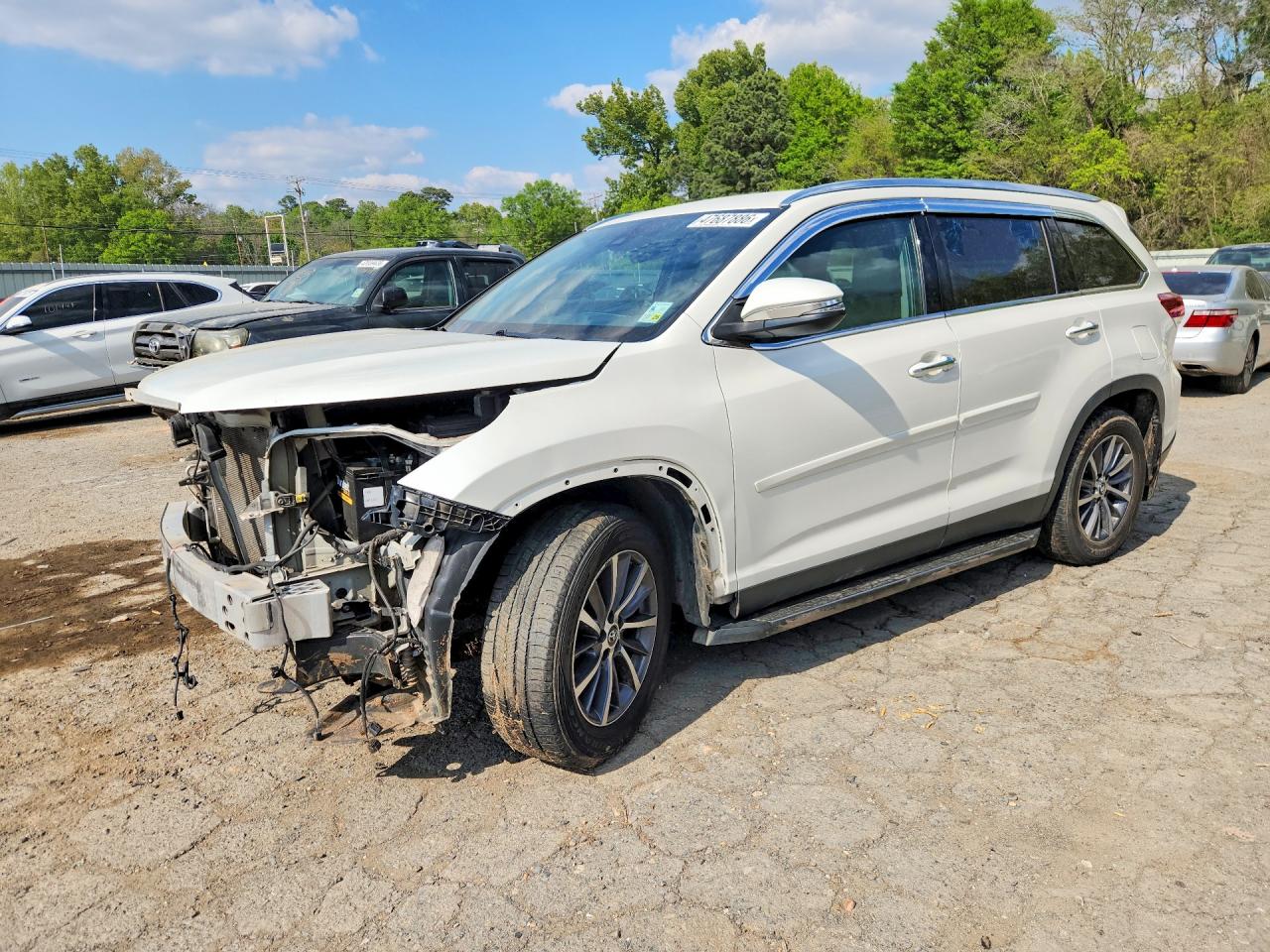 2019 TOYOTA HIGHLANDER