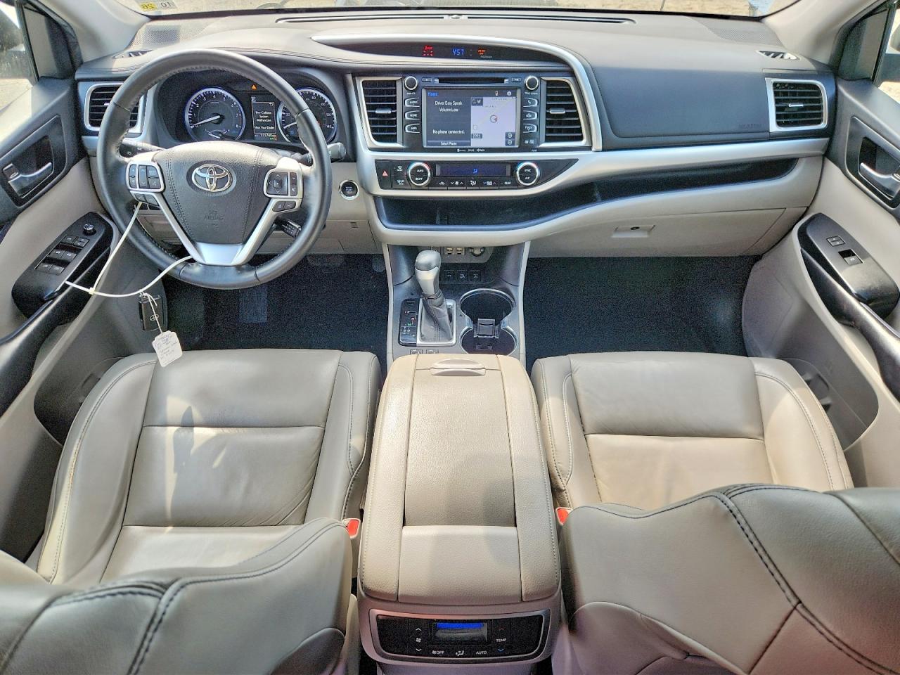 2019 TOYOTA HIGHLANDER XLE photo 15